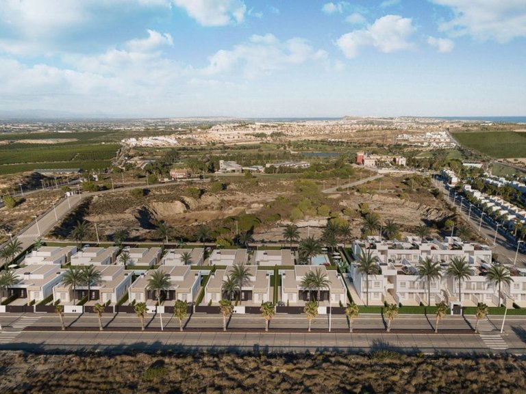 Villa for Sale in Algorfa, Alicante 4