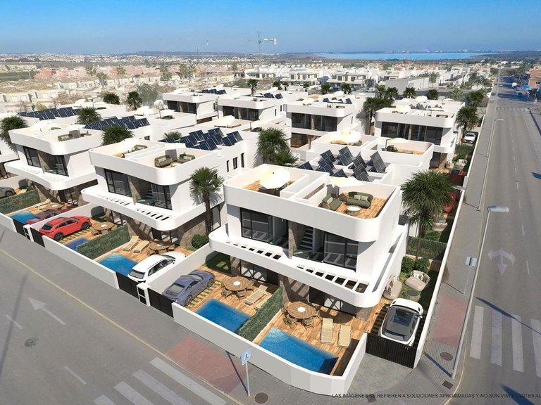 Villa for Sale in Los Montesinos, Alicante 3