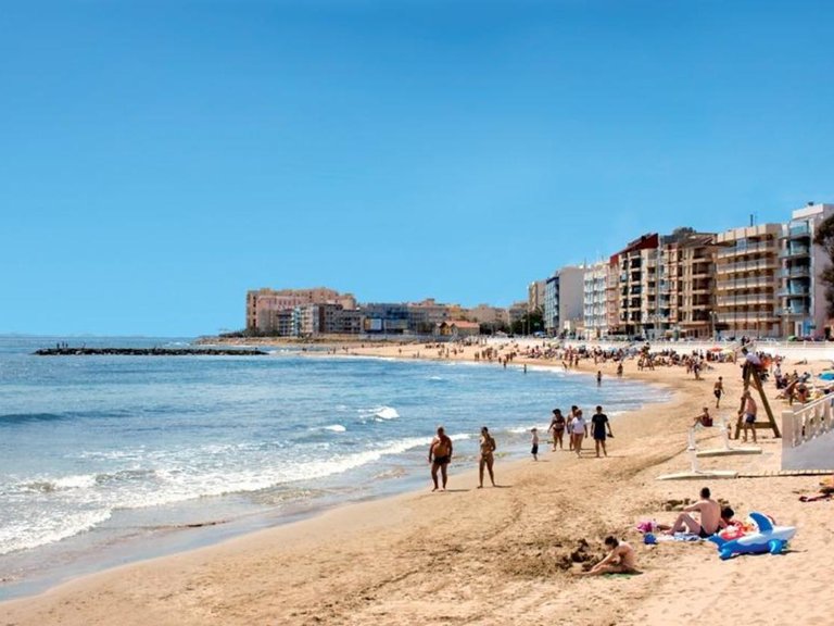 Apartment for Sale in Torrevieja, Alicante 16