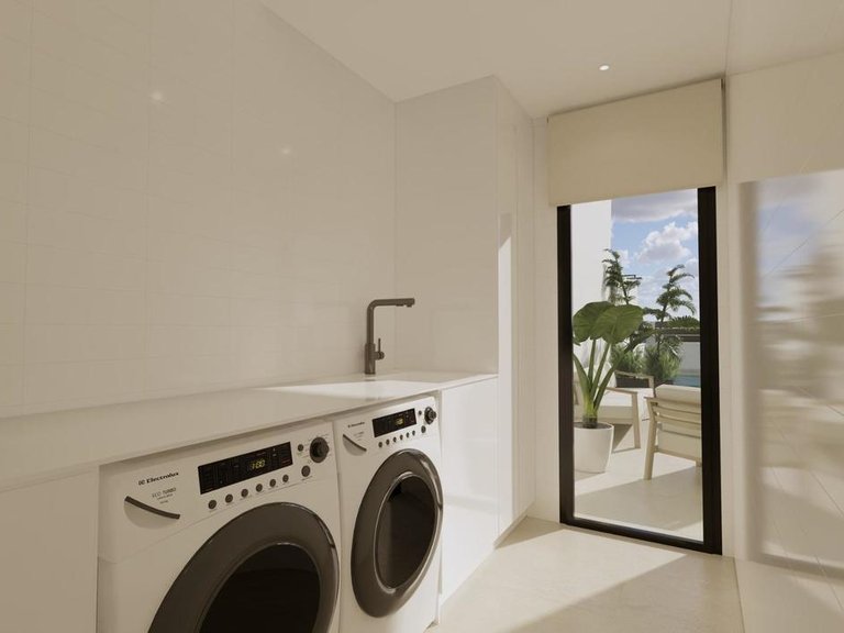 Villa for Sale in Dolores, Alicante 38