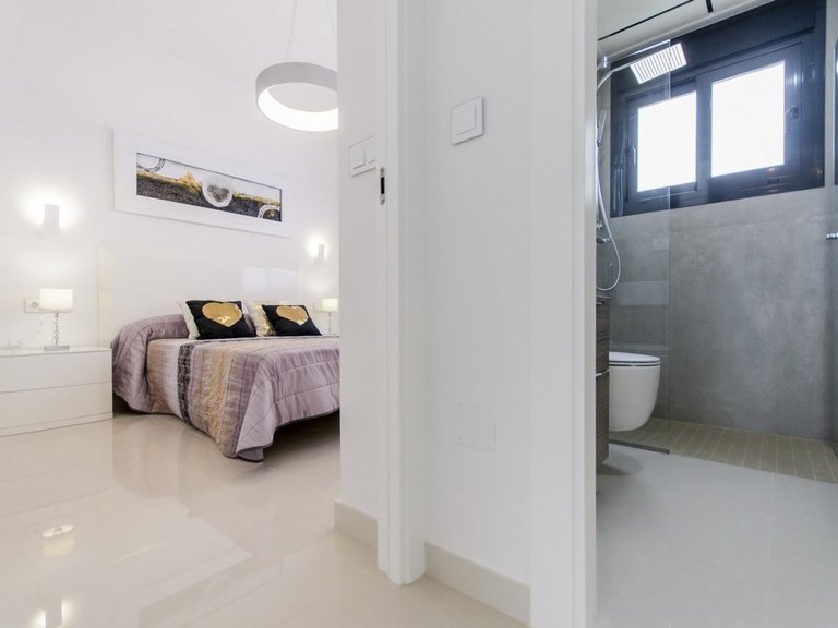 Villa for Sale in San Miguel De Salinas, Alicante 11