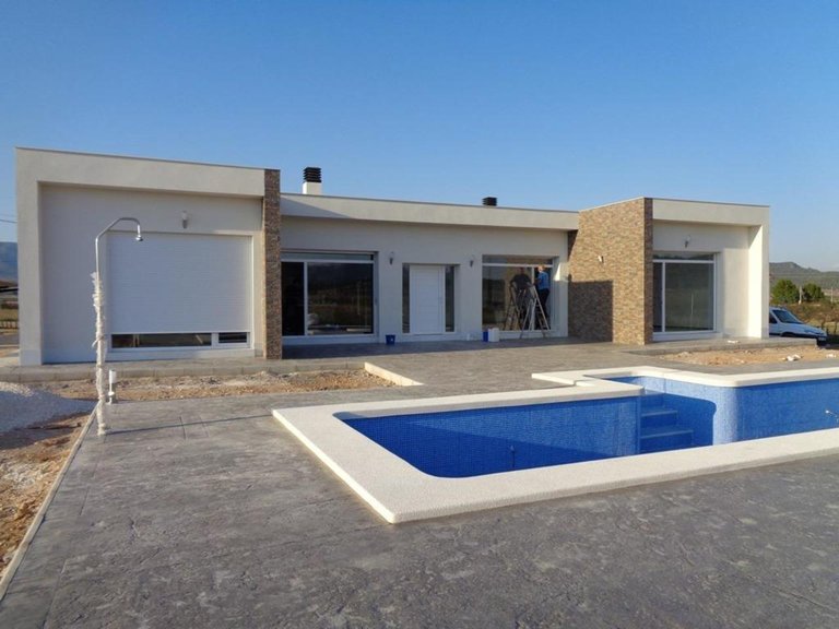 Villa for Sale in Pinoso, Alicante 2