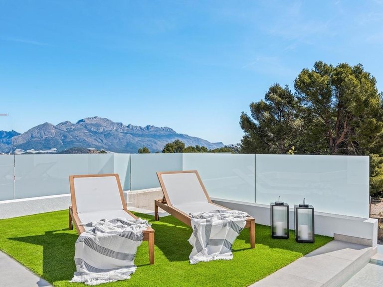 Villa for Sale in Polop, Alicante 41