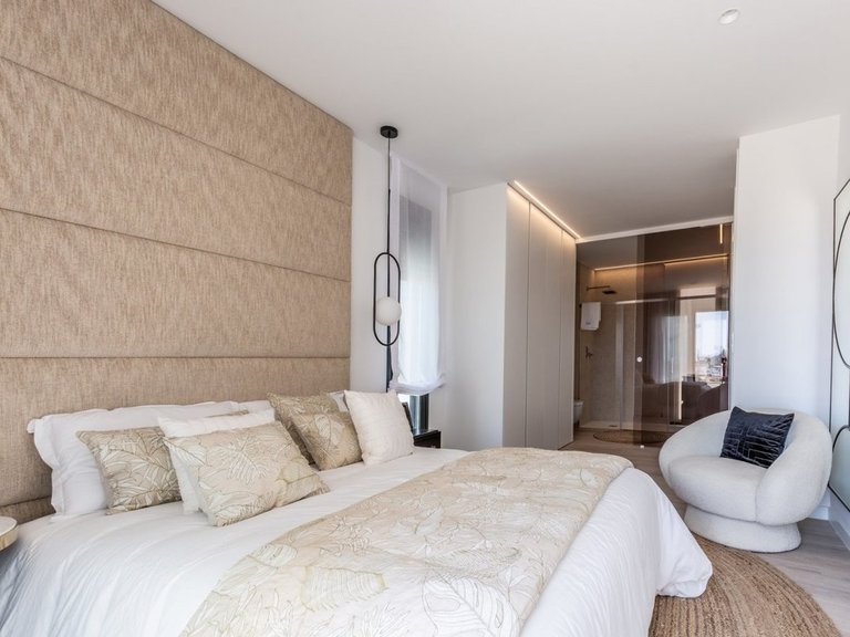 Villa for Sale in Finestrat, Alicante 11