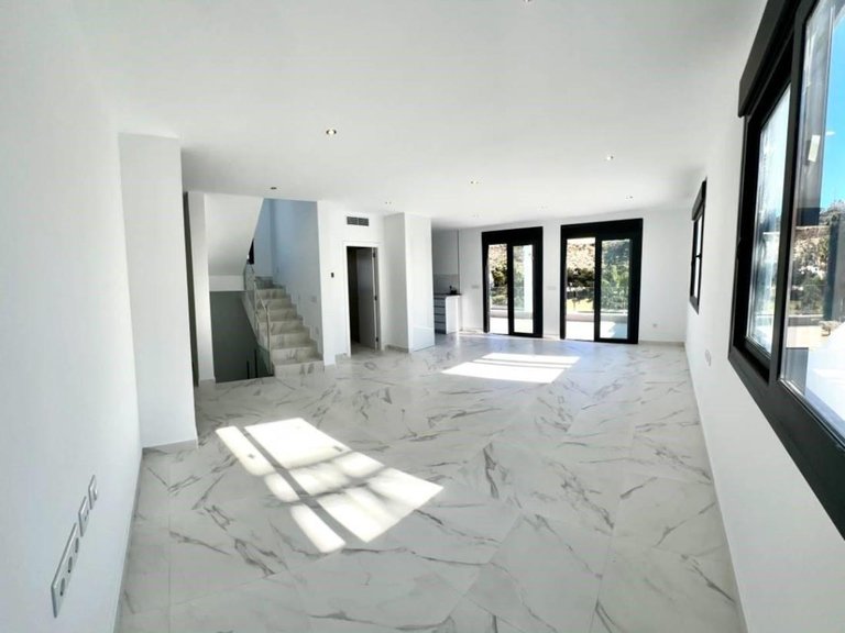 Villa for Sale in Rojales, Alicante 4