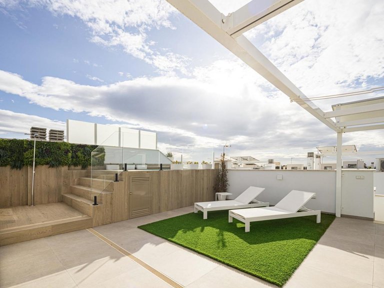 Villa for Sale in Pilar De La Horadada, Alicante 30