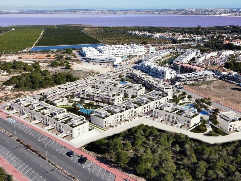 Villa for Sale in Torrevieja, Alicante 18