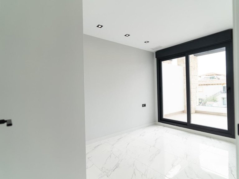 Villa for Sale in Orihuela Costa, Alicante 25