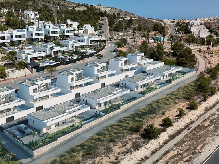 Villa for Sale in Finestrat, Alicante 21