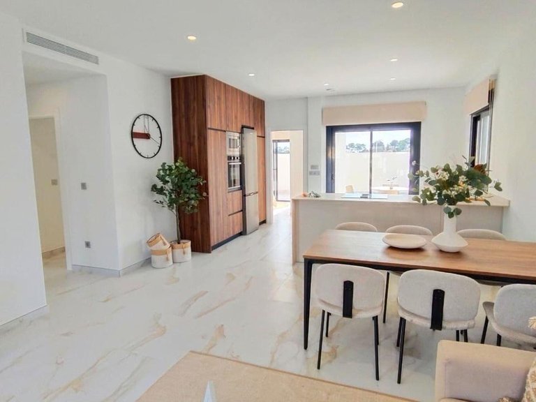 Villa for Sale in Pilar De La Horadada, Alicante 6