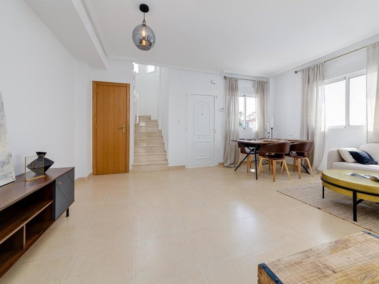 Villa for Sale in San Fulgencio, Alicante 10