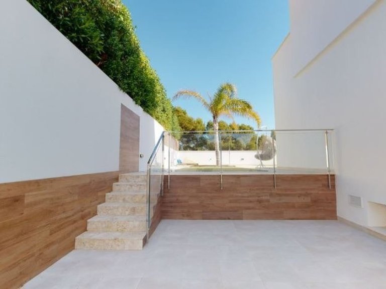 Villa for Sale in La Nucia, Alicante 28