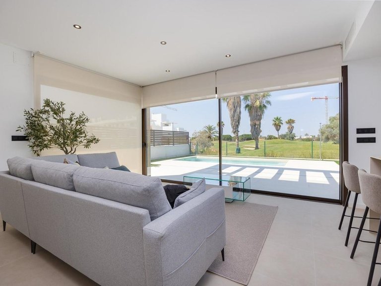 Villa for Sale in Los Alcazares, Murcia 10