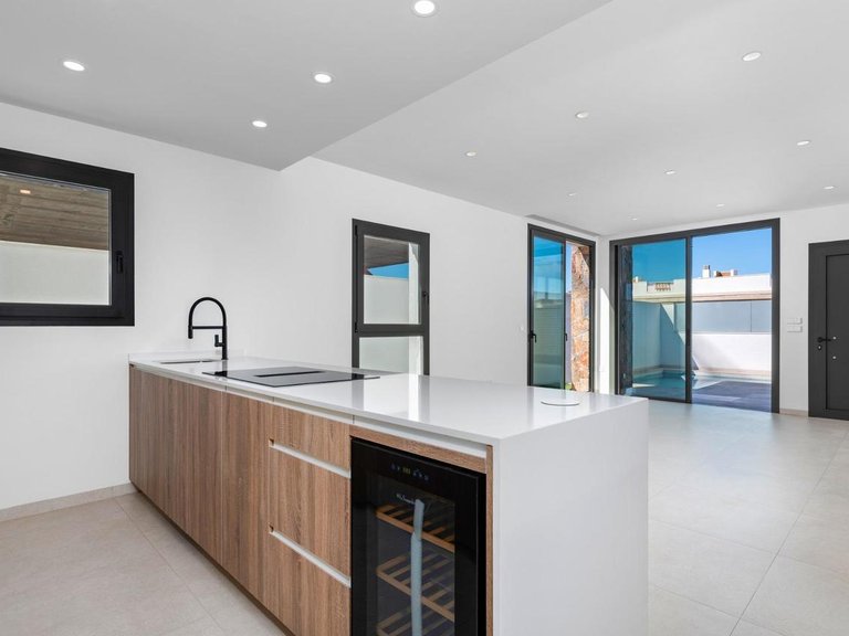 Villa for Sale in Pilar De La Horadada, Alicante 14
