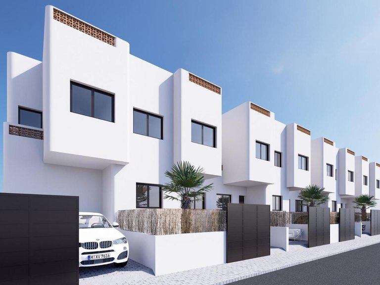 Villa for Sale in Dolores, Alicante 4