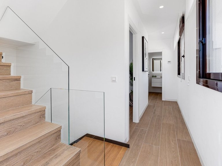 Villa for Sale in Finestrat, Alicante 10