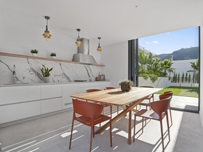 Villa for Sale in Benidorm, Alicante 8