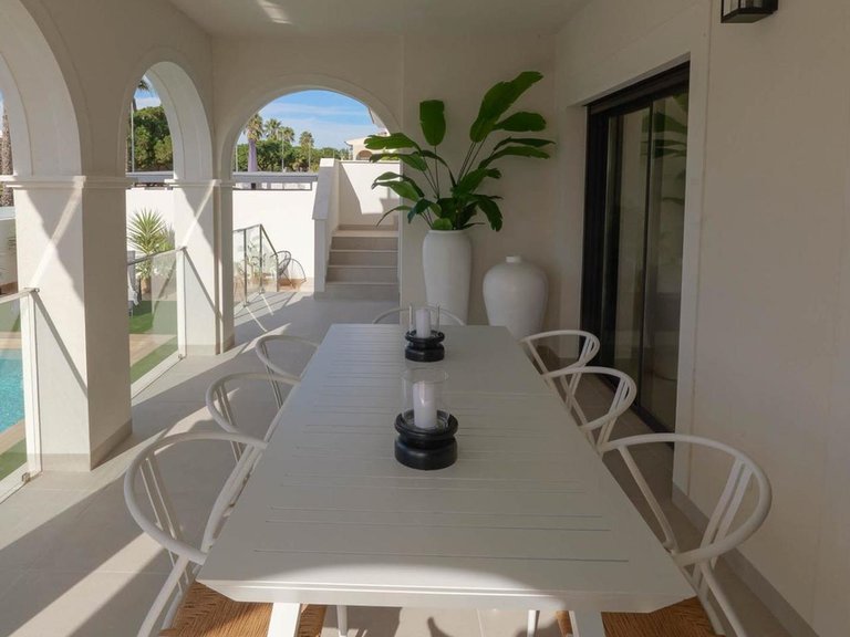 Villa for Sale in Rojales, Alicante 3