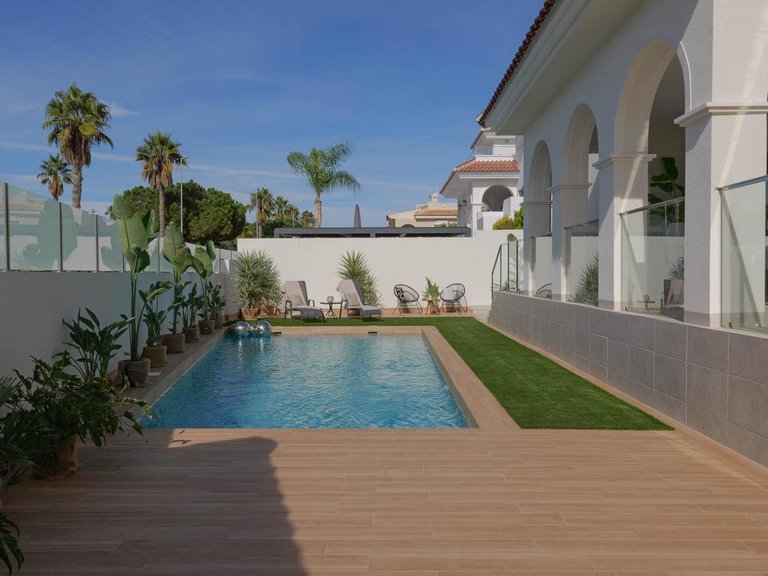 Villa for Sale in Rojales, Alicante 14