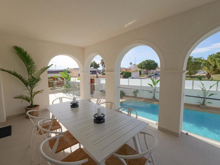 Villa for Sale in Rojales, Alicante 12