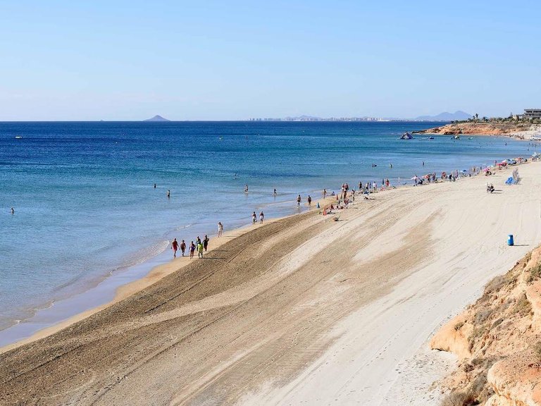 Villa for Sale in Pilar De La Horadada, Alicante 7