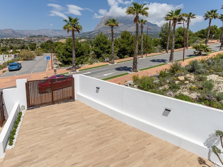 Villa for Sale in Finestrat, Alicante 32