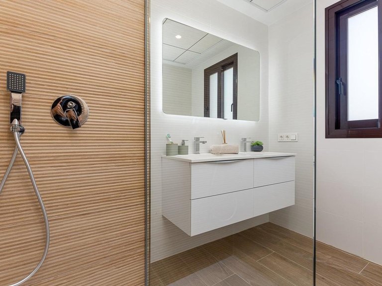 Villa for Sale in Finestrat, Alicante 30