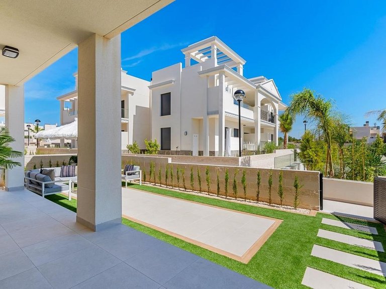 Villa for Sale in Rojales, Alicante 17