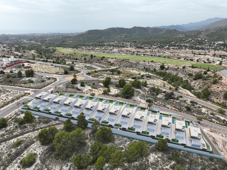 Villa for Sale in Finestrat, Alicante 3
