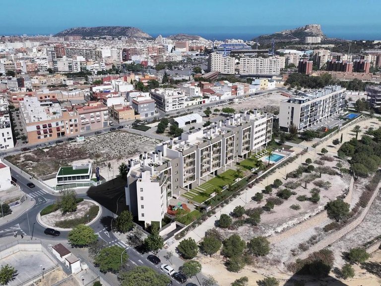 Apartment for Sale in Alicante, Alicante 9