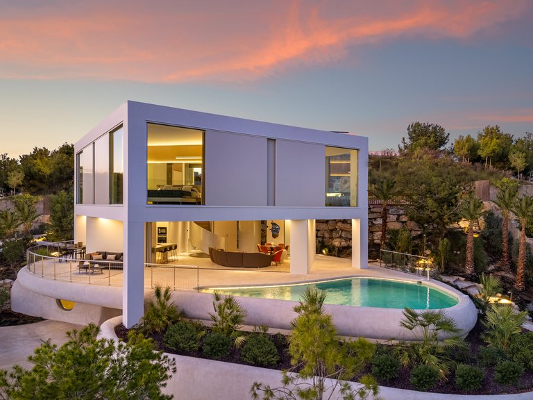 Villa for Sale in Las Colinas Golf Resort, Alicante 11