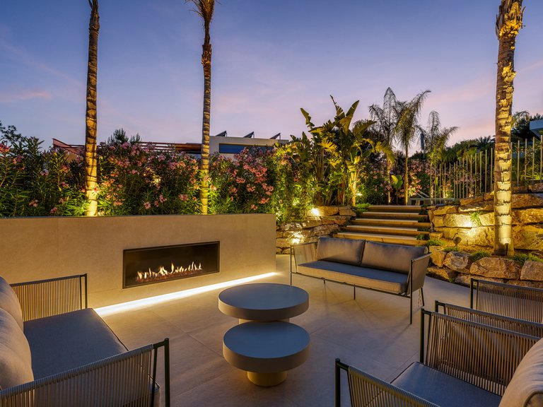 Villa for Sale in Las Colinas Golf Resort, Alicante 32