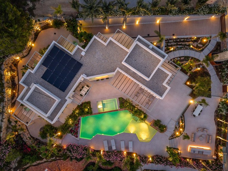 Villa for Sale in Las Colinas Golf Resort, Alicante 36