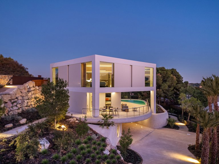 Villa for Sale in Las Colinas Golf Resort, Alicante 12