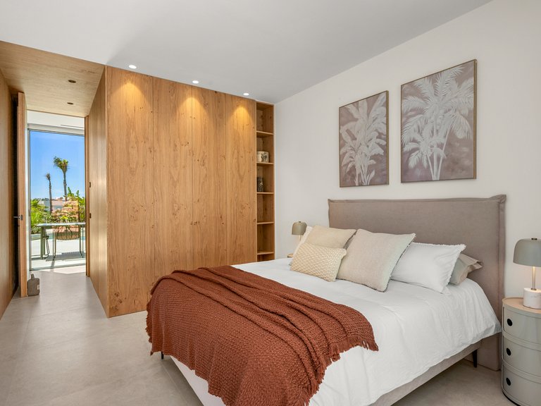 Villa for Sale in Las Colinas Golf Resort, Alicante 16