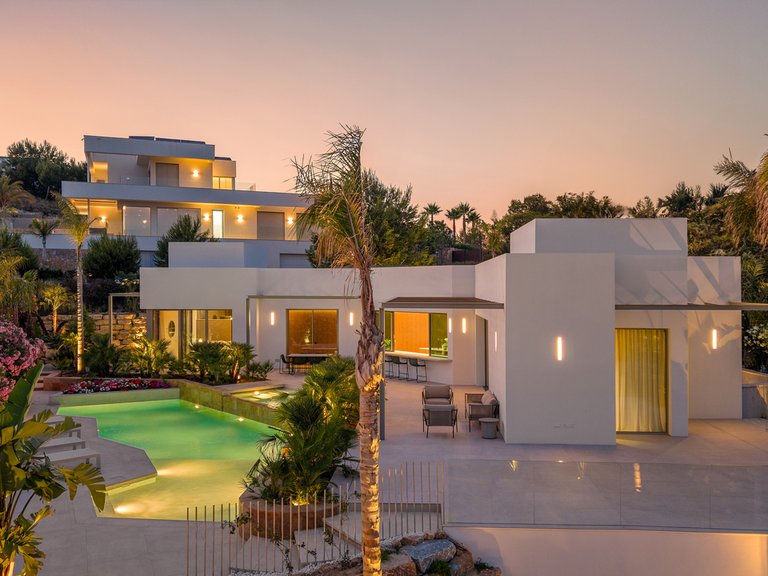 Villa for Sale in Las Colinas Golf Resort, Alicante 33