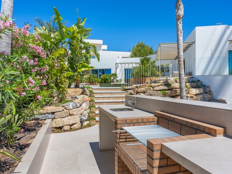 Villa for Sale in Las Colinas Golf Resort, Alicante 27