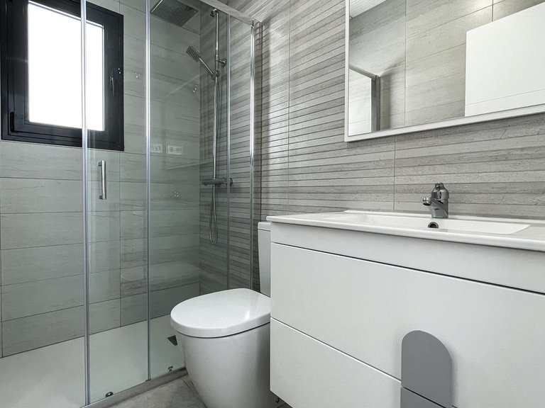 Villa for Sale in Pinar De Campoverde, Alicante 23