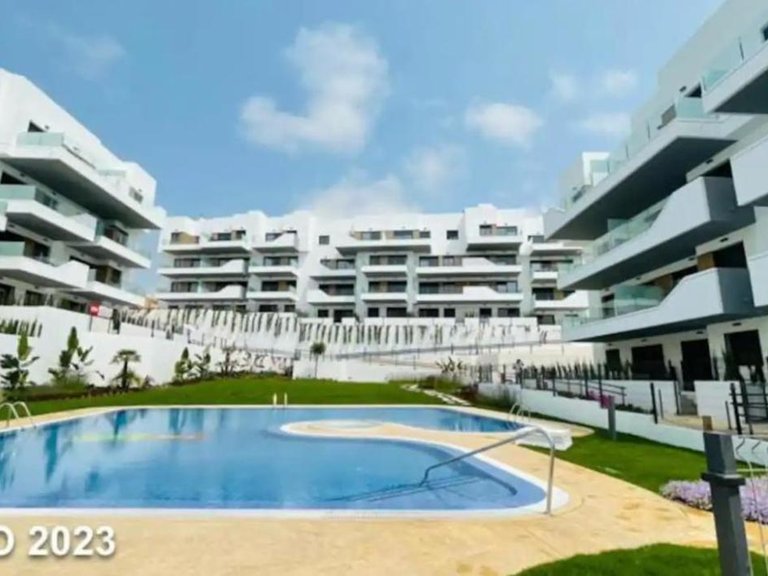 Apartment for Sale in Villamartin, Alicante 4