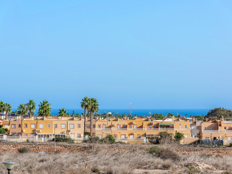 Apartment for Sale in Cabo Roig, Alicante 40