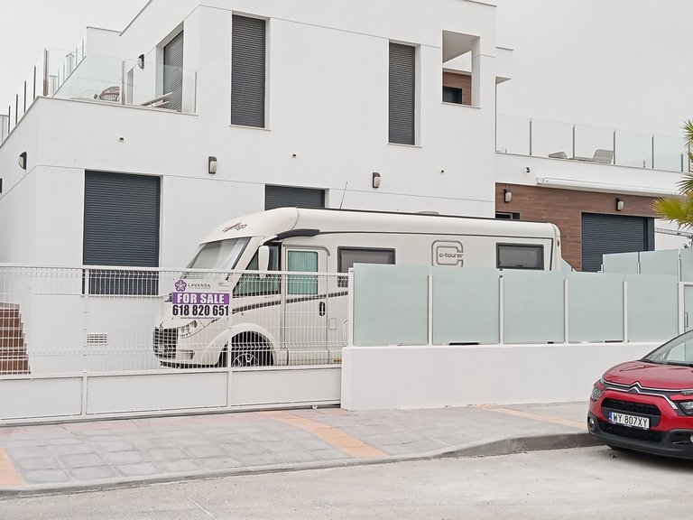 Villa for Sale in Los Montesinos, Alicante 40