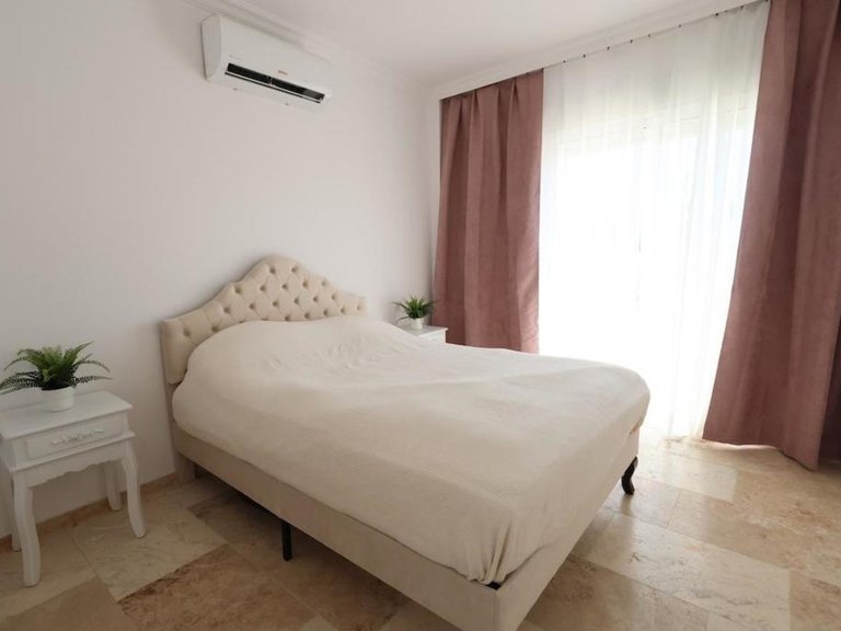 Villa for Sale in Villamartin, Alicante 9