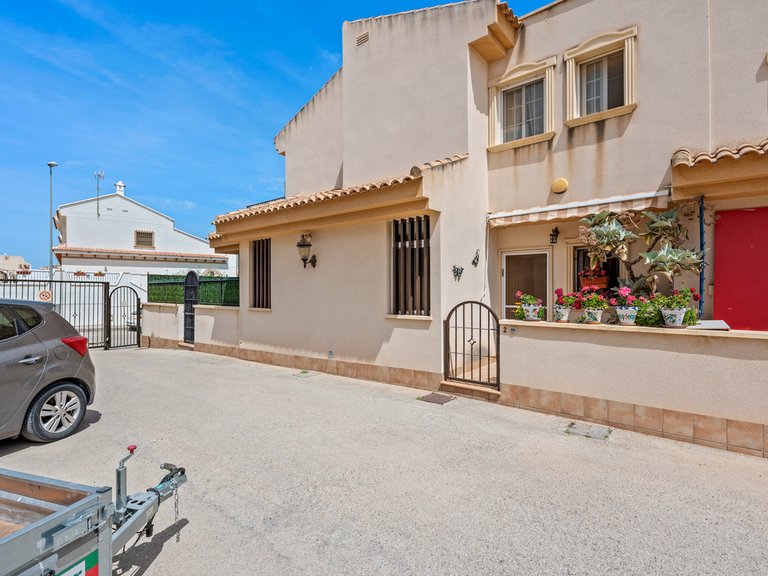Town House for Sale in San Miguel De Salinas, Alicante 36