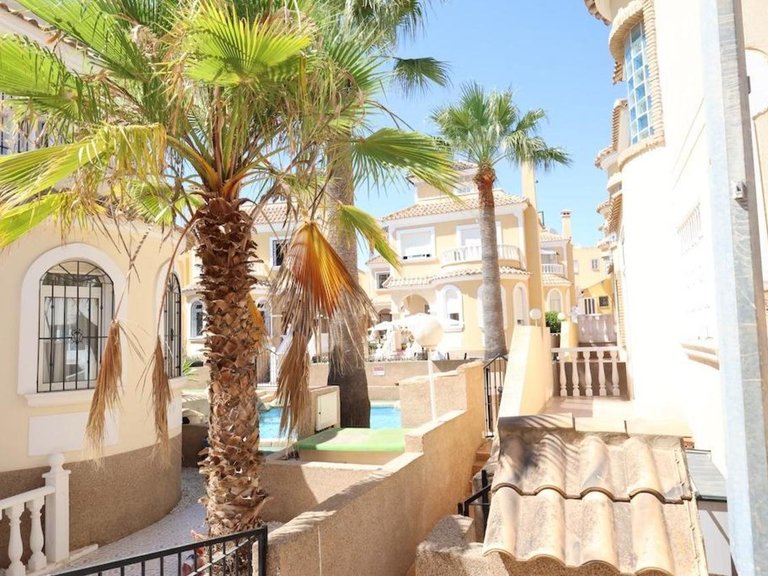 Villa for Sale in Villamartin, Alicante 17