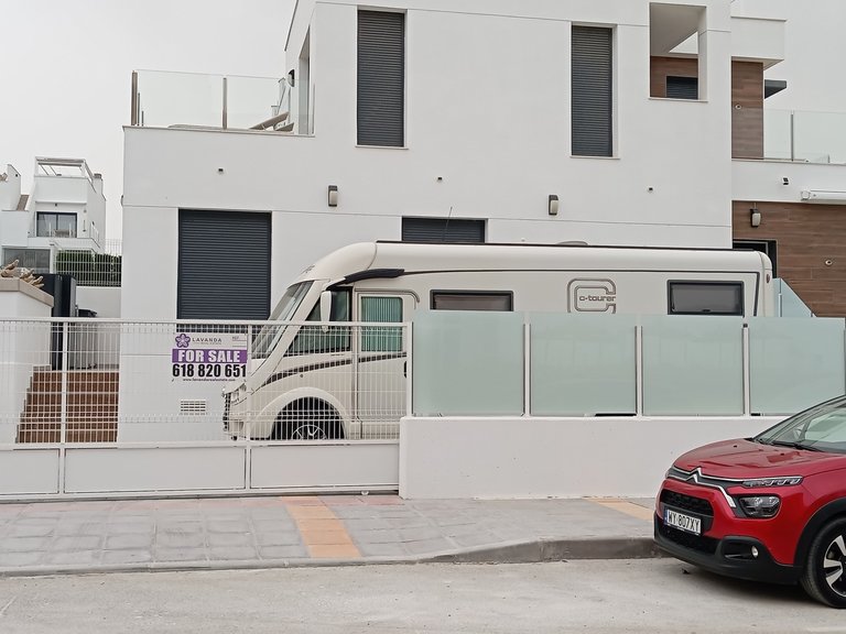 Villa for Sale in Los Montesinos, Alicante 41