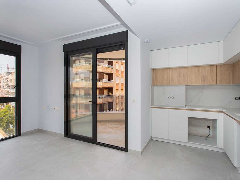 Apartment for Sale in Torrevieja, Alicante 9