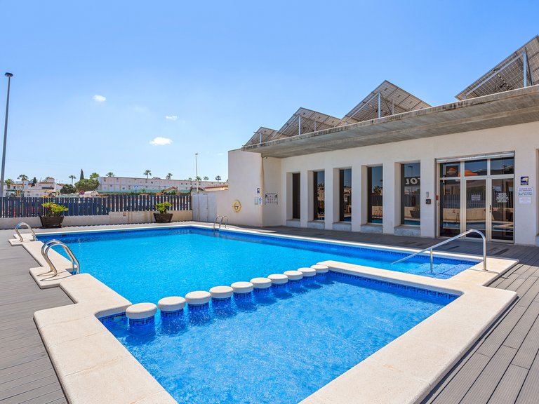 Apartment for Sale in Villamartin, Alicante 31