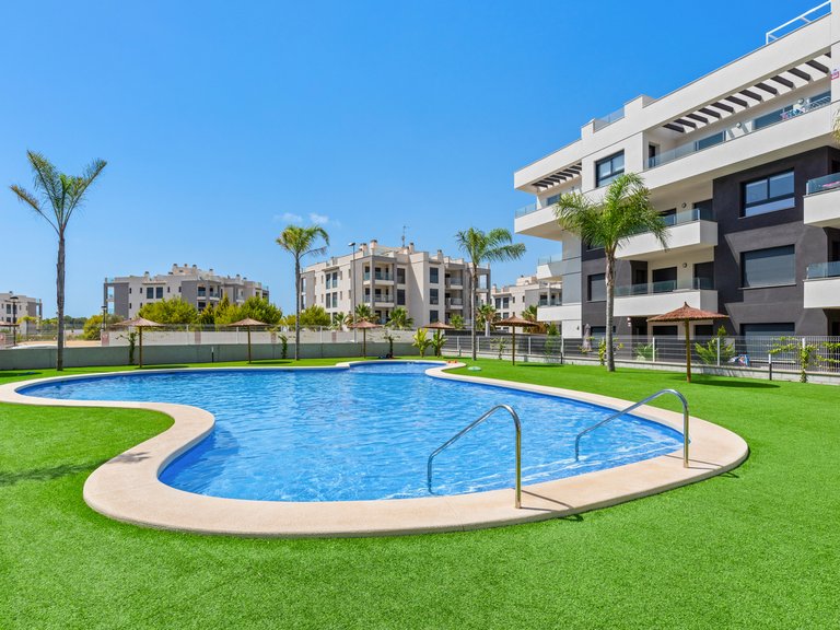 Apartment for Sale in Villamartin, Alicante 3