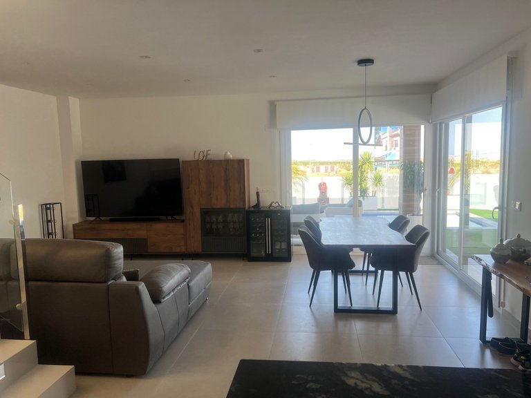 Villa for Sale in Los Montesinos, Alicante 8