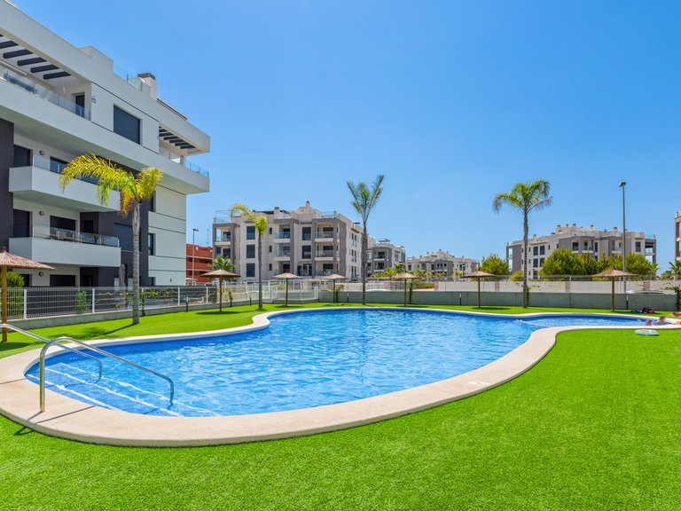 Apartment for Sale in Villamartin, Alicante 2